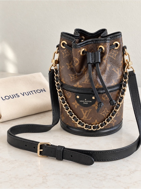 Louis Vuitton Handbags - Authentic Louis Vuitton Duffle Bag